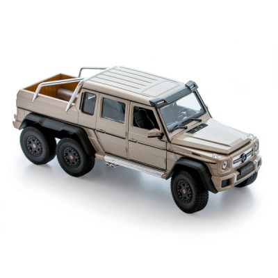 Велли (Welly) Модель машины 1:24 Mercedes-Benz G63 AMG 6x6 (24061) - Доставка по России. Интернет-магазин ВМиреИгрушек.ру